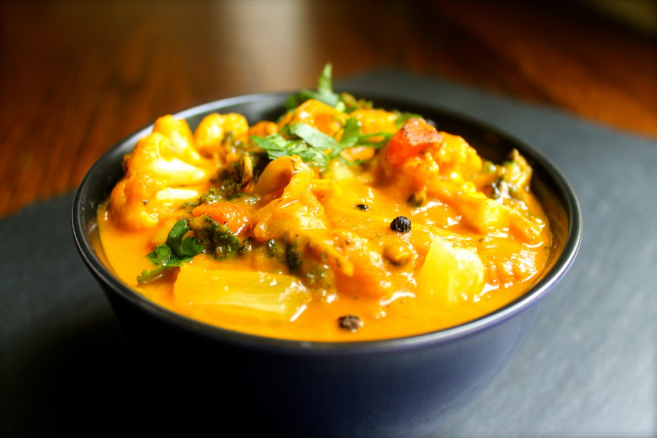 Pineapple Pepper Creamy Coconut Curry